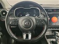 MG ZS Luxury 1.0 T 6 AT