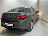 Opel Astra 1.6 Edition Plus 115 Ps Sedan