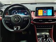 MG HS 1.5 T-GDI Luxury