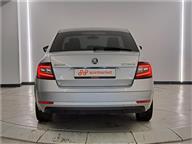 Skoda Octavia 1.6 TDI GreenTec Style DSG 115 Ps Hatchback