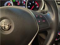 Alfa Romeo Giulietta 1.6 JTDM-2 Super TCT 120 Ps Hatchback