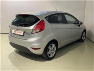 Ford Fiesta 1.5 TDCI Titanium 75 Ps Hatchback