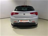 Alfa Romeo Giulietta 1.6 JTDM-2 Super TCT 120 Ps Hatchback