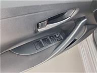 Toyota Corolla 1.8 Hybrid Dream e-CVT 98 Ps Sedan