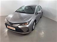 Toyota Corolla 1.8 Hybrid Dream e-CVT 98 Ps Sedan