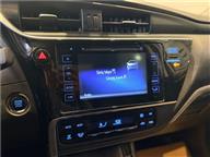 Toyota Corolla 1.6 Premium 50.Yıl Multidrive S 132 Ps Sedan