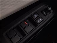 Suzuki Swift 1.2 MHEV PULSE CVT ÇİFT RENK