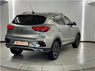 MG ZS Luxury Plus 1.0 6 AT