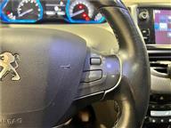 Peugeot 2008 1.2 PureTech Allure EAT6 112 Ps Crossover