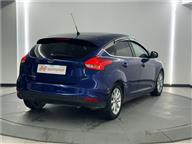 Ford Focus 1.6 Ti-VCT Titanium Powershift 125 Ps Hatchback