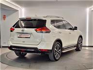 Nissan X-Trail 1.6 DCI Platinum X-tronic 130 Ps SUV