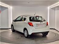 Toyota Yaris 1.5 Hybrid Cool Multidrive S 75 Ps Hatchback