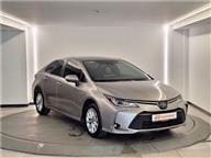 Toyota Corolla 1.8 Hybrid Dream e-CVT 98 Ps Sedan