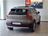 Volvo XC40 1.5 T3 Momentum Geartronic 163 Ps SUV