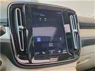 Volvo XC40 1.5 T3 Momentum Geartronic 163 Ps SUV