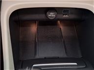 Volvo XC40 1.5 T3 Momentum Geartronic 163 Ps SUV