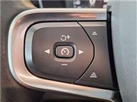 Volvo XC40 1.5 T3 Momentum Geartronic 163 Ps SUV