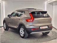 Volvo XC40 1.5 T3 Momentum Geartronic 163 Ps SUV