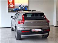 Volvo XC40 1.5 T3 Momentum Geartronic 163 Ps SUV