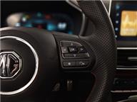 MG HS 1.5 T-GDI Luxury