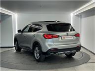 MG HS 1.5 T-GDI Luxury