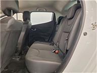 Renault Clio 1.2 16V Joy 75 Ps Hatchback