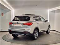 MG HS 1.5 T-GDI Luxury