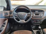 Hyundai i20 1.2 MPI Style 84 Ps Hatchback