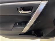 Toyota Corolla 1.4 D-4D Touch M-M 90 Ps Sedan