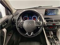 Mitsubishi Eclipse Cross 1.5 MIVEC 2WD Intense Cam Tavan CVT 163 Ps SUV