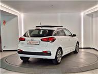 Hyundai i20 1.0 T-GDI Style Multimedia DCT 120 Ps Hatchback