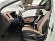 Hyundai i20 1.0 T-GDI Style Multimedia DCT 120 Ps Hatchback