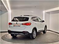 MG HS 1.5 T-GDI Luxury