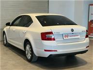 Skoda Octavia 1.6 TDI GreenTec Style DSG 110 Ps Hatchback