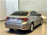 Toyota Corolla 1.8 Hybrid Dream e-CVT 98 Ps Sedan