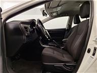 Toyota Corolla 1.4 D-4D Touch M-M 90 Ps Sedan
