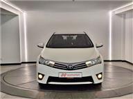 Toyota Corolla 1.4 D-4D Touch M-M 90 Ps Sedan