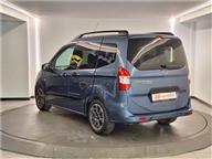 Ford Tourneo Courier 1.5 TDCi Titanium Plus