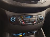 Ford Tourneo Courier 1.5 TDCi Titanium Plus