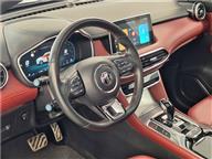 MG HS 1.5 T-GDI Luxury