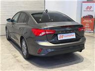 Ford Focus 1.5 EcoBlue Titanium Stil