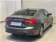 Ford Focus 1.5 EcoBlue Titanium Stil
